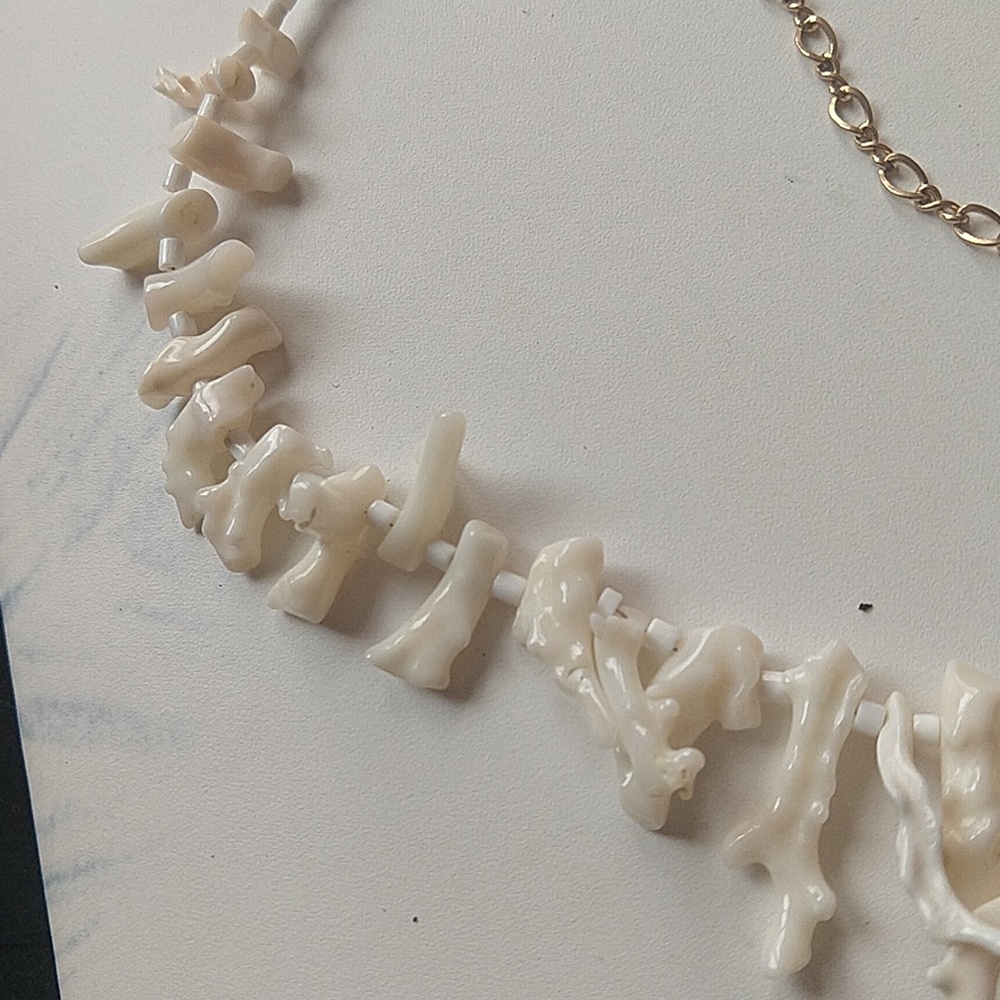 Genuine branch coral white vintage necklace collar adjustable gold tone clasp - Picture 14 of 17